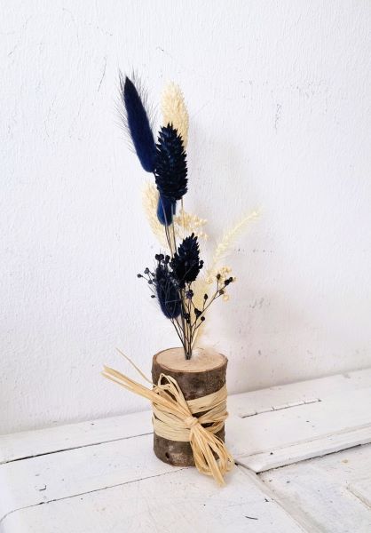 Trockenblümchengesteck